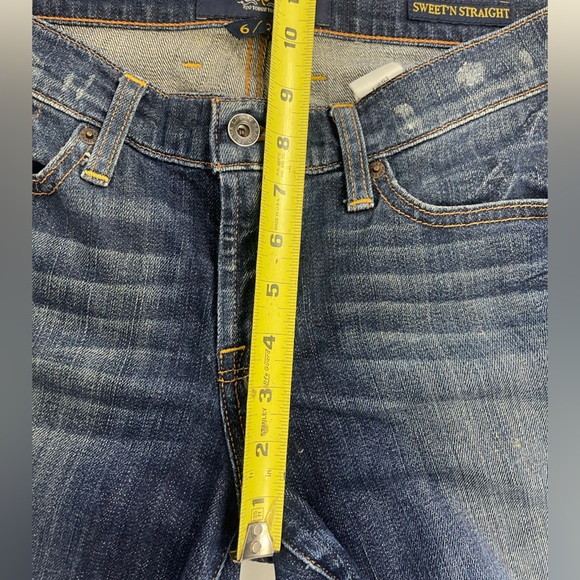 Lucky Brand Sweet'N Straight Jeans Medium/Dark Wash – Size 6 / 28 - Picture 7 of 14